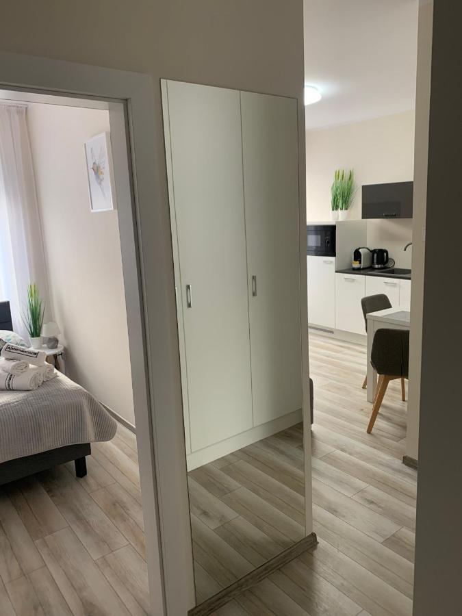 Apartament Walczaka 11 Miejsce Parkingowe กอร์ซุฟเวียลคอปอลสกี ภายนอก รูปภาพ